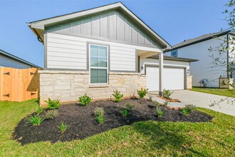 30222 Fledged Wing Dr in Waller, TX - Building Photo - Building Photo