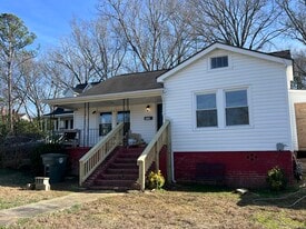104 Epworth St in Chester, SC - Building Photo