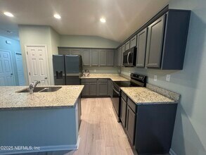 484 Washington Ln in Green Cove Springs, FL - Building Photo - Building Photo