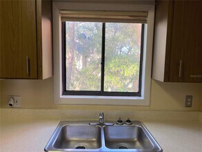 223 Crown Oaks Way in Longwood, FL - Building Photo - Building Photo