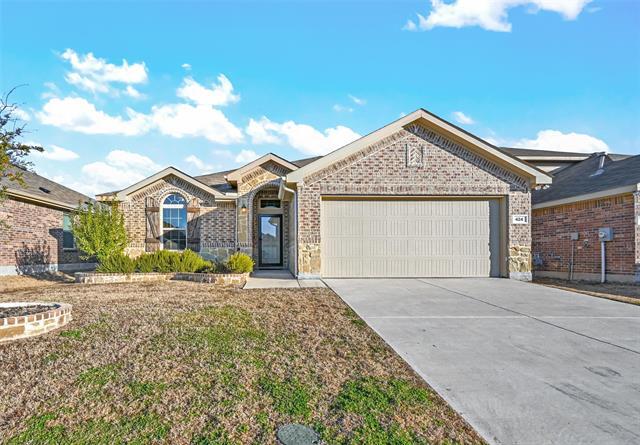 424 Pollyann Trl in Haslet, TX - Building Photo