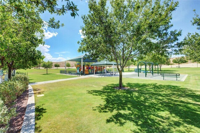 10940 Salernes St in Las Vegas, NV - Building Photo - Building Photo