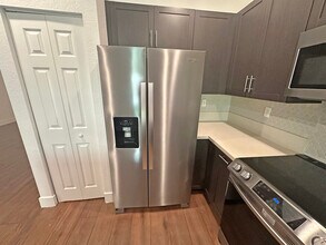 4676 Caspian Way in Davie, FL - Building Photo - Building Photo