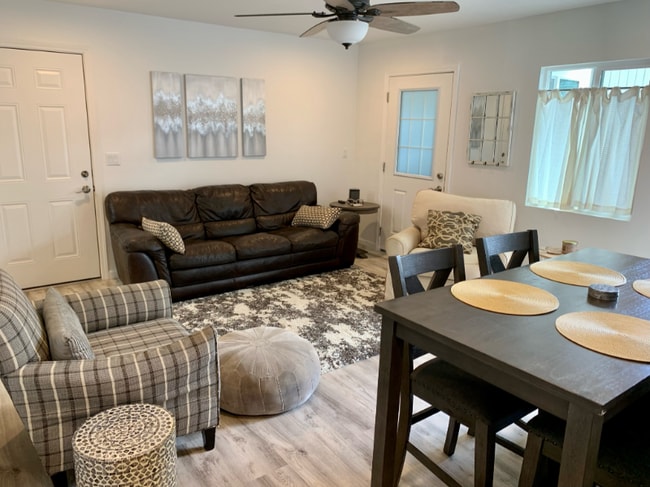 451 Lanae Way in Kailua, HI - Foto de edificio - Building Photo