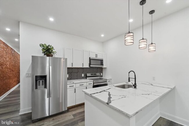 property at 3660 N Marvine St