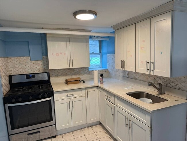 property at 527 Kimball Ave