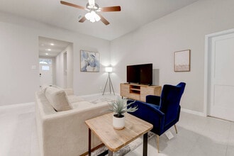 2036 Yarrelton Dr in Temple, TX - Building Photo - Building Photo