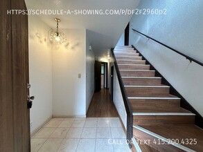 17653-17663 Vierra Canyon Rd in Salinas, CA - Building Photo - Building Photo