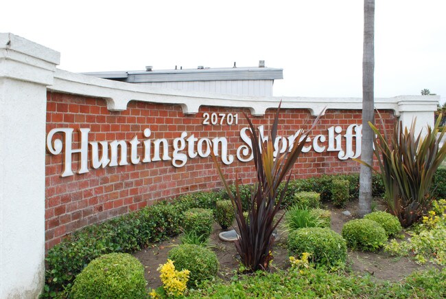 Huntington shorecliffs in Huntington Beach, CA - Building Photo - Other