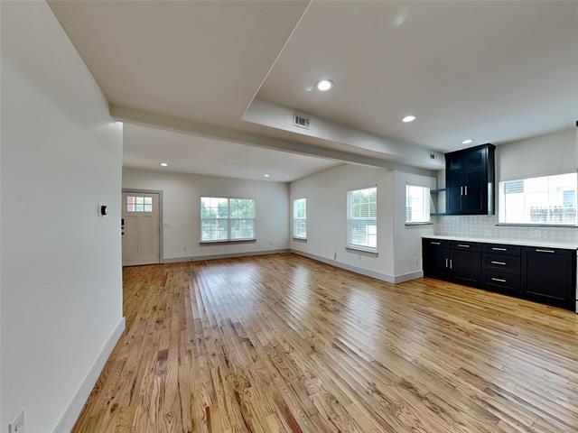 property at 1023 N Madison Ave