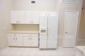 6233 Napa Dr in Lakeland, FL - Building Photo - Building Photo