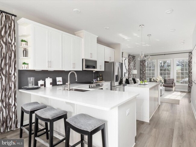 property at 1341 Aspen St NW