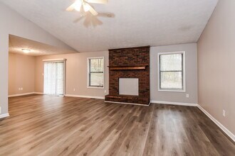 6160 Mt Pisgah Ct in Austell, GA - Building Photo - Building Photo