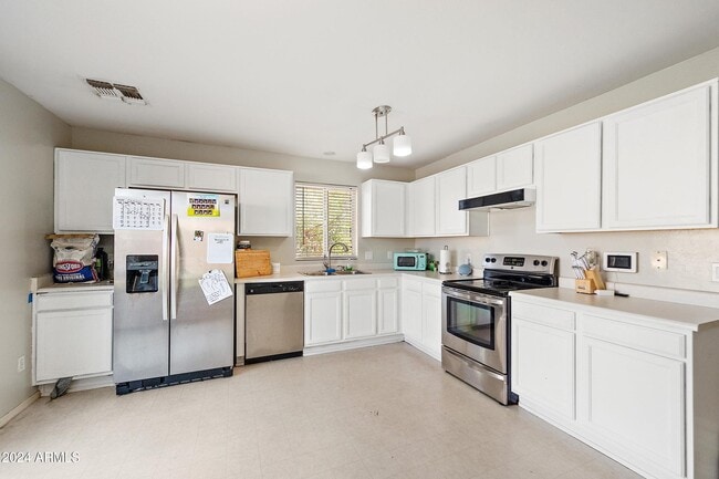 12036 W Larkspur Rd in El Mirage, AZ - Building Photo - Building Photo