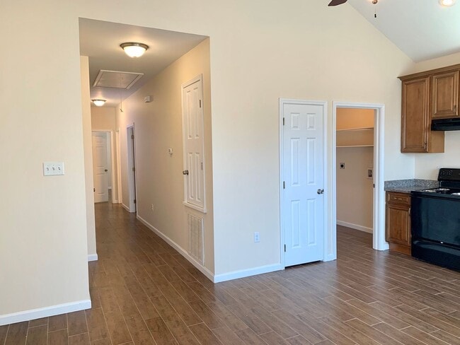 property at 614 S Rocheblave St