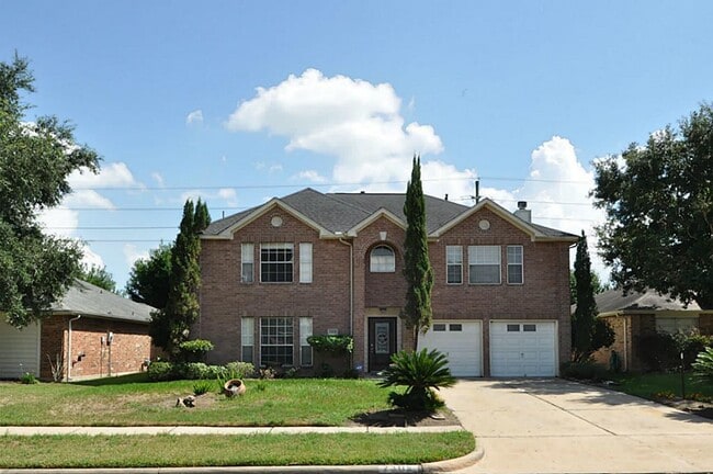 property at 23119 S Waterlake