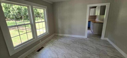 109 Hollingshead Ave in Milledgeville, GA - Foto de edificio - Building Photo