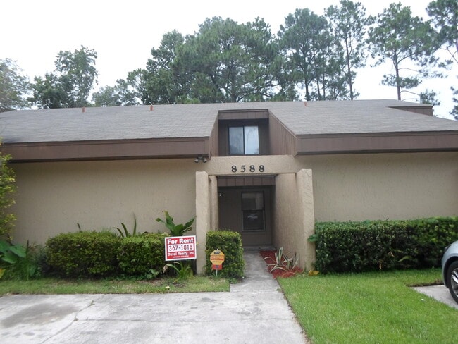 property at 8588 Pineverde Ln