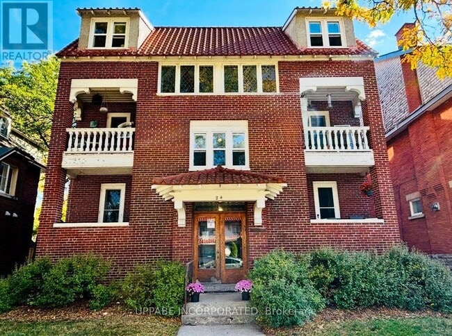 property at 84 Glebe Ave