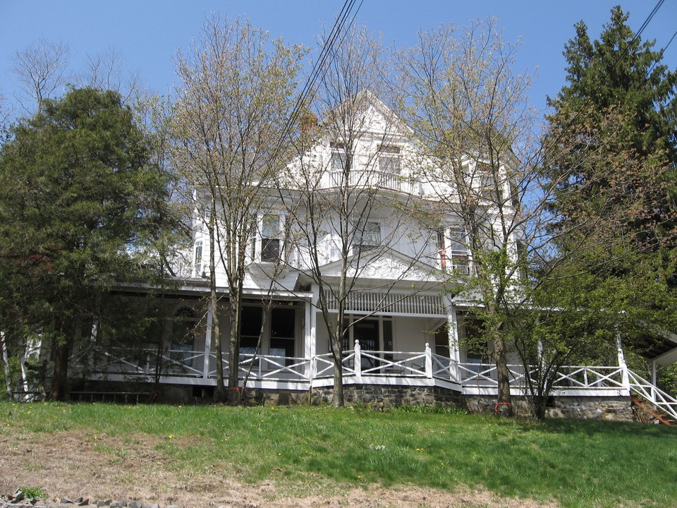 24 Vinton St in Melrose, MA - Foto de edificio