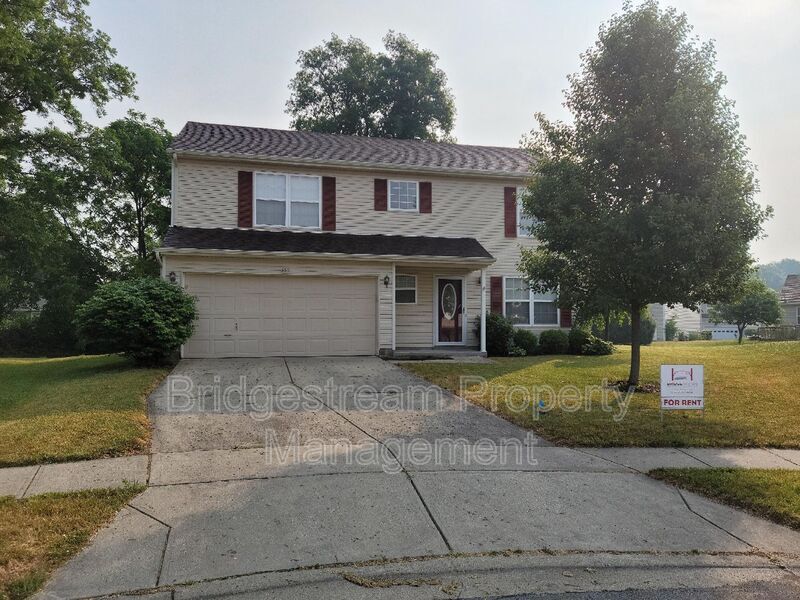 355 Bishea Ct in Fairborn, OH - Building Photo
