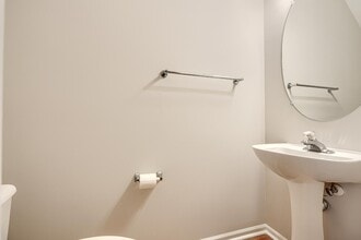 8 Katurah Ln in Owings Mills, MD - Building Photo - Building Photo