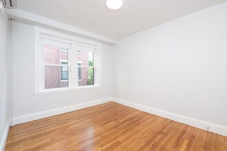 15 Forest St, Unit 3A in Cambridge, MA - Building Photo - Building Photo