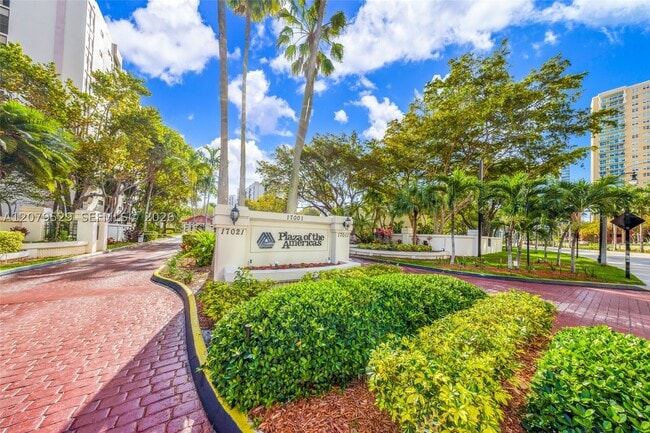 property at 16919 N Bay Rd