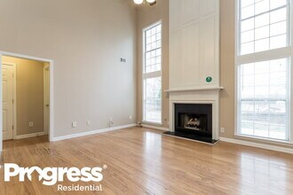 205 Ashland Dr in Woodstock, GA - Building Photo - Building Photo