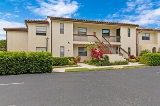 21863 Arriba Real in Boca Raton, FL - Building Photo - Building Photo