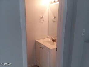 8813 S 48th St in Phoenix, AZ - Building Photo - Building Photo