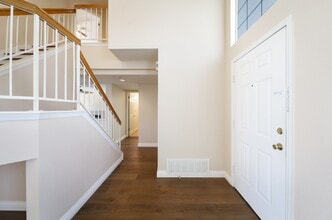 10205 Single Oak Dr in Bakersfield, CA - Building Photo - Building Photo