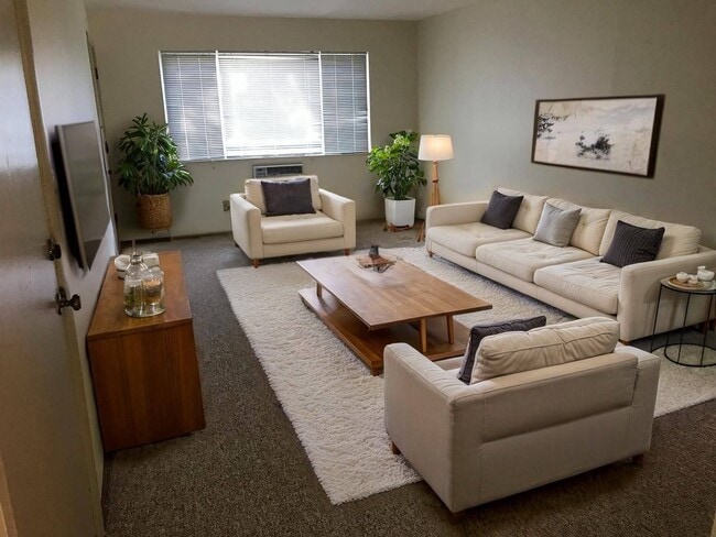 708 Mansfield Ct, Unit 708