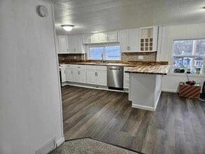 6711 Vincent Hill Rd, Unit 2 in Canandaigua, NY - Building Photo - Building Photo