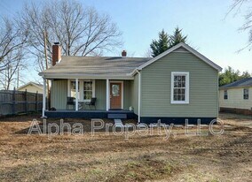 407 S Florida Ave in Greenville, SC - Building Photo