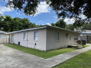 4324 Hedge Dr N in Lakeland, FL - Building Photo - Building Photo