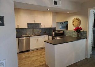 1628 W Lindley Dr in Prescott, AZ - Foto de edificio - Building Photo