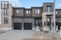 63 Gateland Dr in Barrie, ON - Building Photo