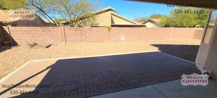 2632 W Brandy Crest Dr in Tucson, AZ - Building Photo - Building Photo