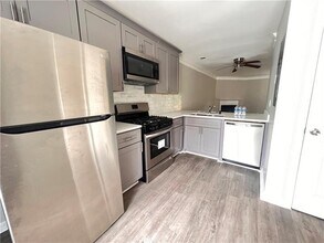 1019 Plantation Way in Kennesaw, GA - Building Photo - Building Photo