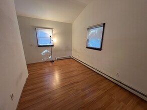 17 Towne Ln, Unit 17 Towne Ln Centereach NY in Centereach, NY - Foto de edificio - Building Photo