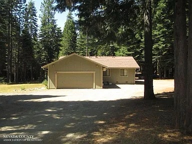 770 Lovers Leap Rd in Alta, CA - Foto de edificio - Building Photo