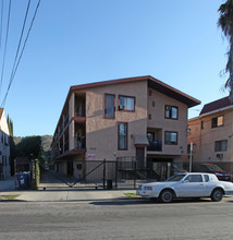 5010 Echo St in Los Angeles, CA - Foto de edificio - Building Photo