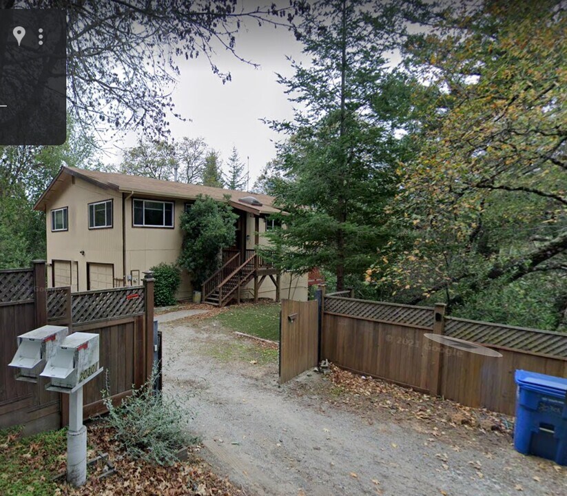 20301 Bear Creek Rd, Unit Suite1 in Los Gatos, CA - Foto de edificio