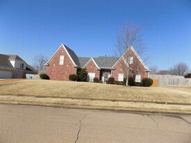12242 Stately Oaks Cove in Arlington, TN - Building Photo