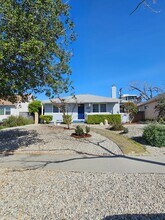 2942 Midvale Ave in Los Angeles, CA - Building Photo - Building Photo