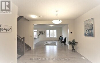 3478 Vernon Powell Dr in Oakville, ON - Building Photo - Building Photo