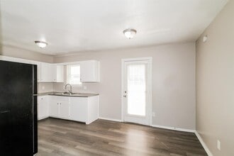 613 Ramblin Oaks Dr in Moore, OK - Building Photo - Building Photo