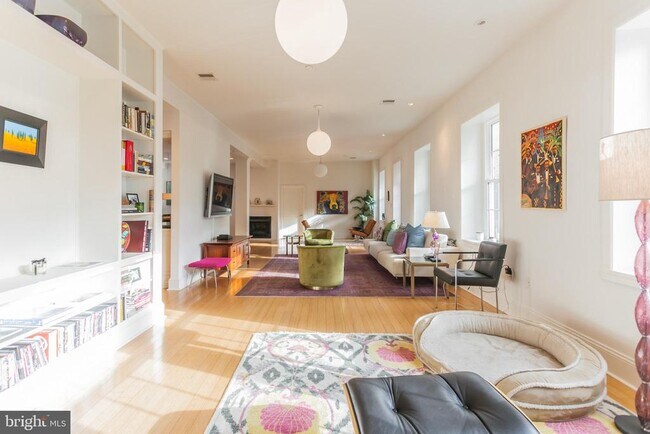 property at 237-41 N Bread St