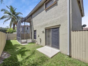1744 Shoreside Cir, Unit 053 in Wellington, FL - Building Photo - Building Photo